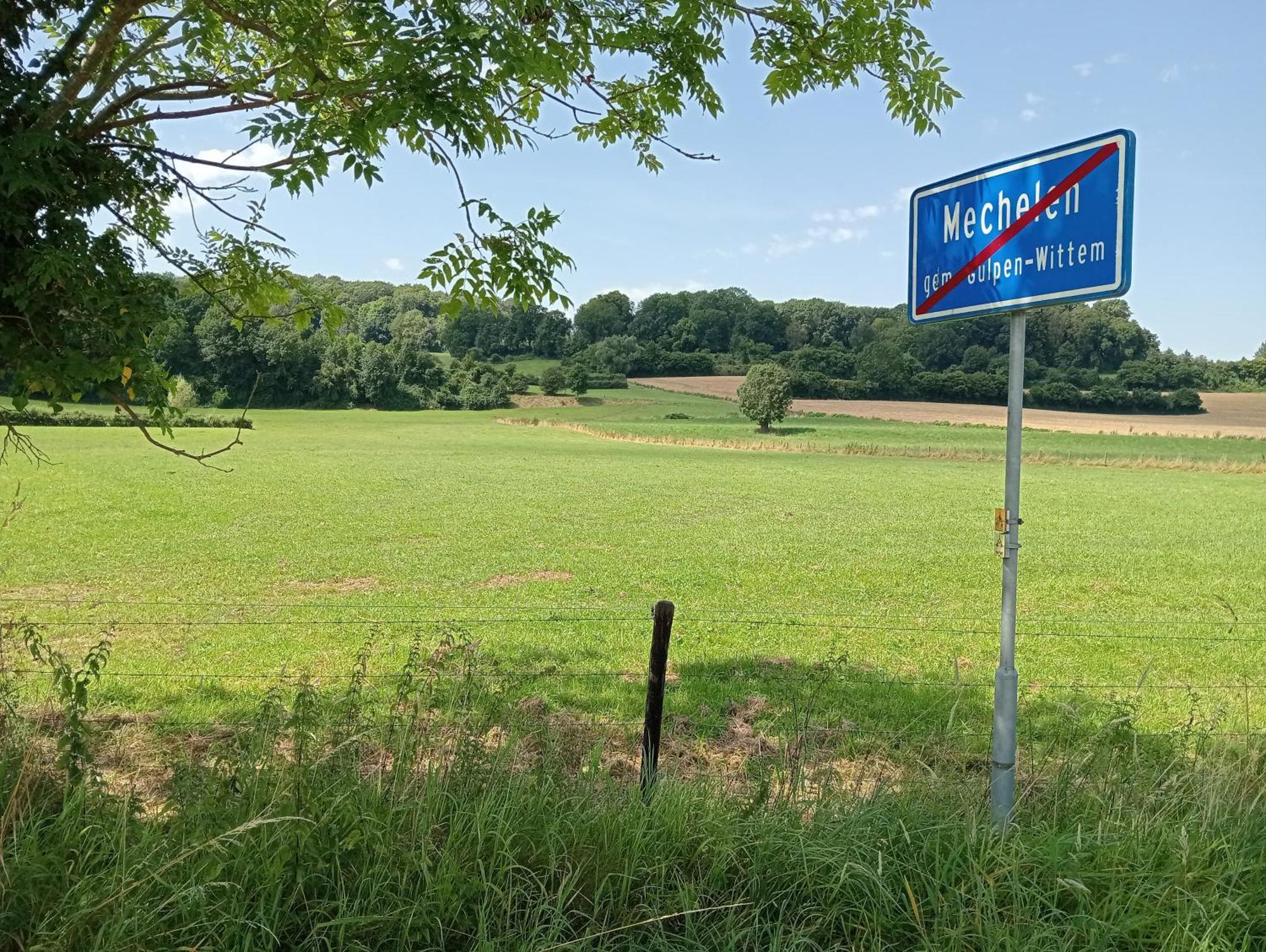 Bnb Het Geluk Van Limburg メッヘレン エクステリア 写真