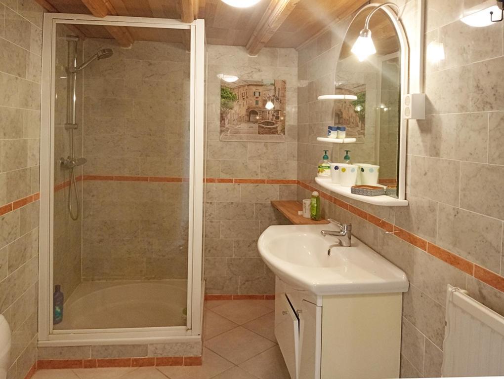 Bnb Het Geluk Van Limburg メッヘレン 部屋 写真