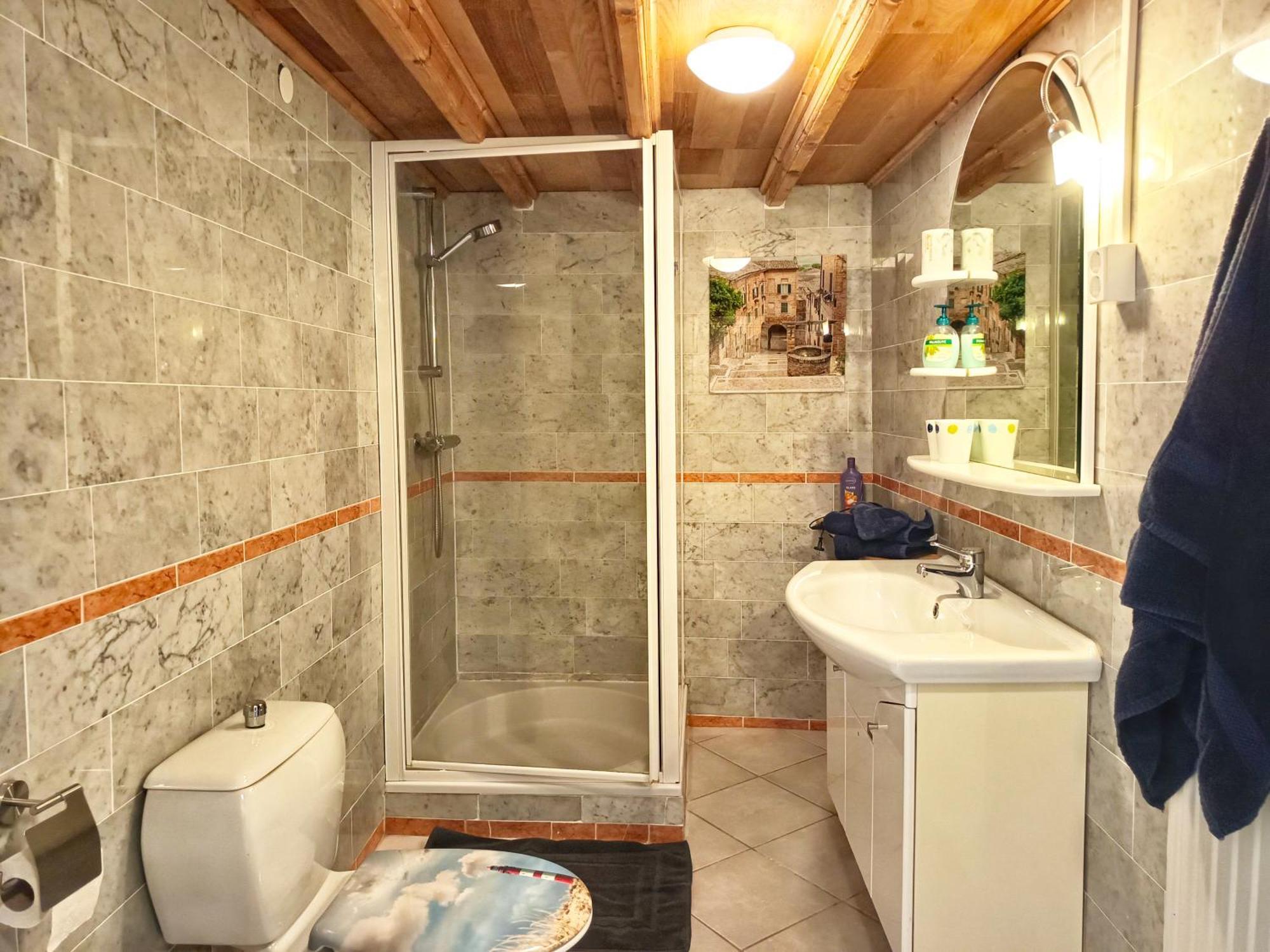 Bnb Het Geluk Van Limburg メッヘレン 部屋 写真